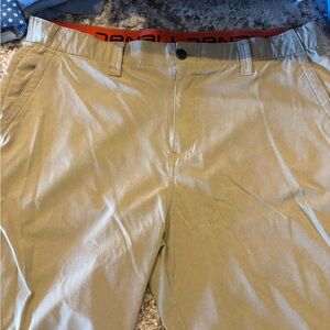 Denali Men's Tan Flat Front Shorts